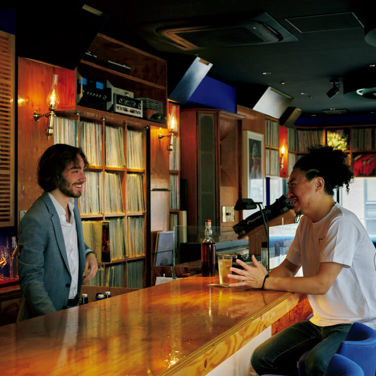 銀座〈GINZA MUSIC BAR〉店内