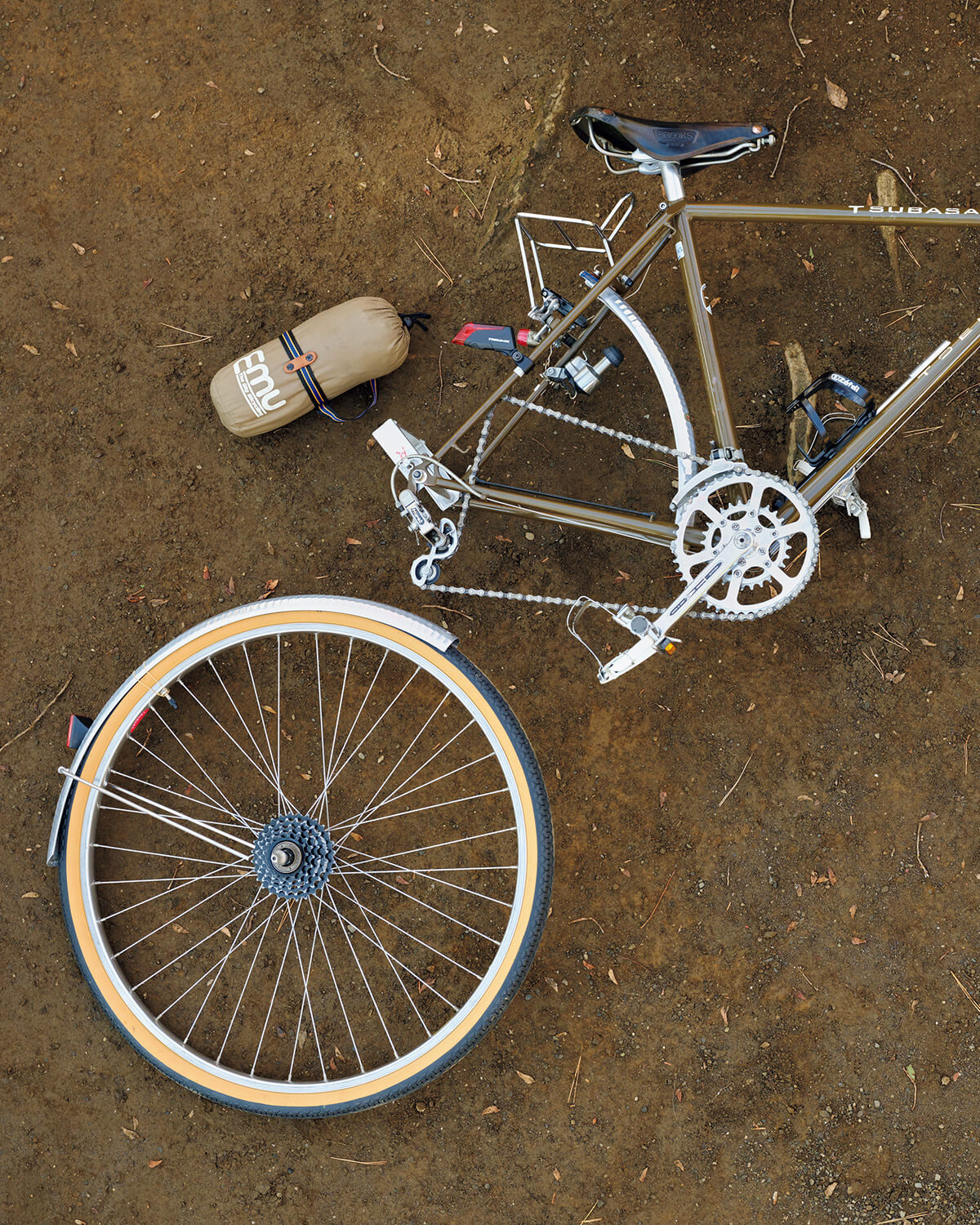 自転車 解体作業