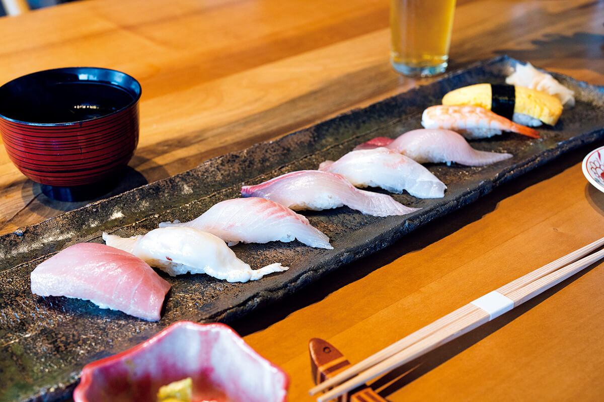 〈鮨割烹 海宮〉握り寿司盛合せ