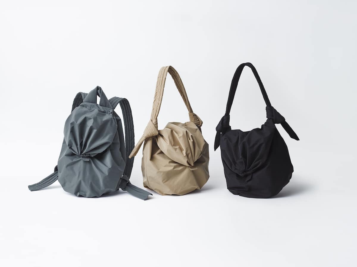 において AW09 ISSEY Sling/Bum Bag w/ Trim Panel れあり