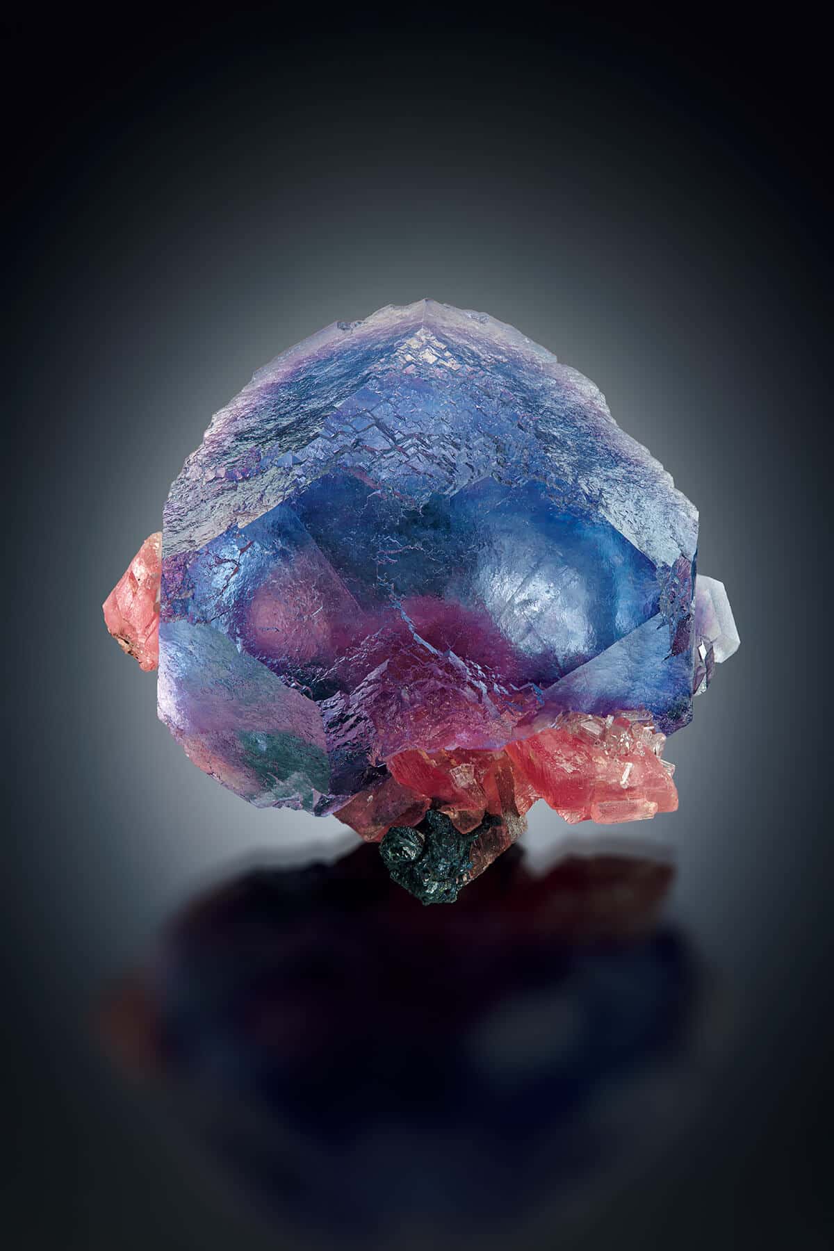 Fluorite and Rhodochrosite / Sweet Home Mine, Alma, Colorado, USA