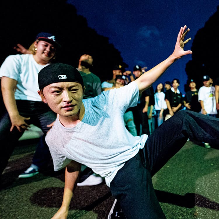 ダンサー、俳優・佐野玲於
