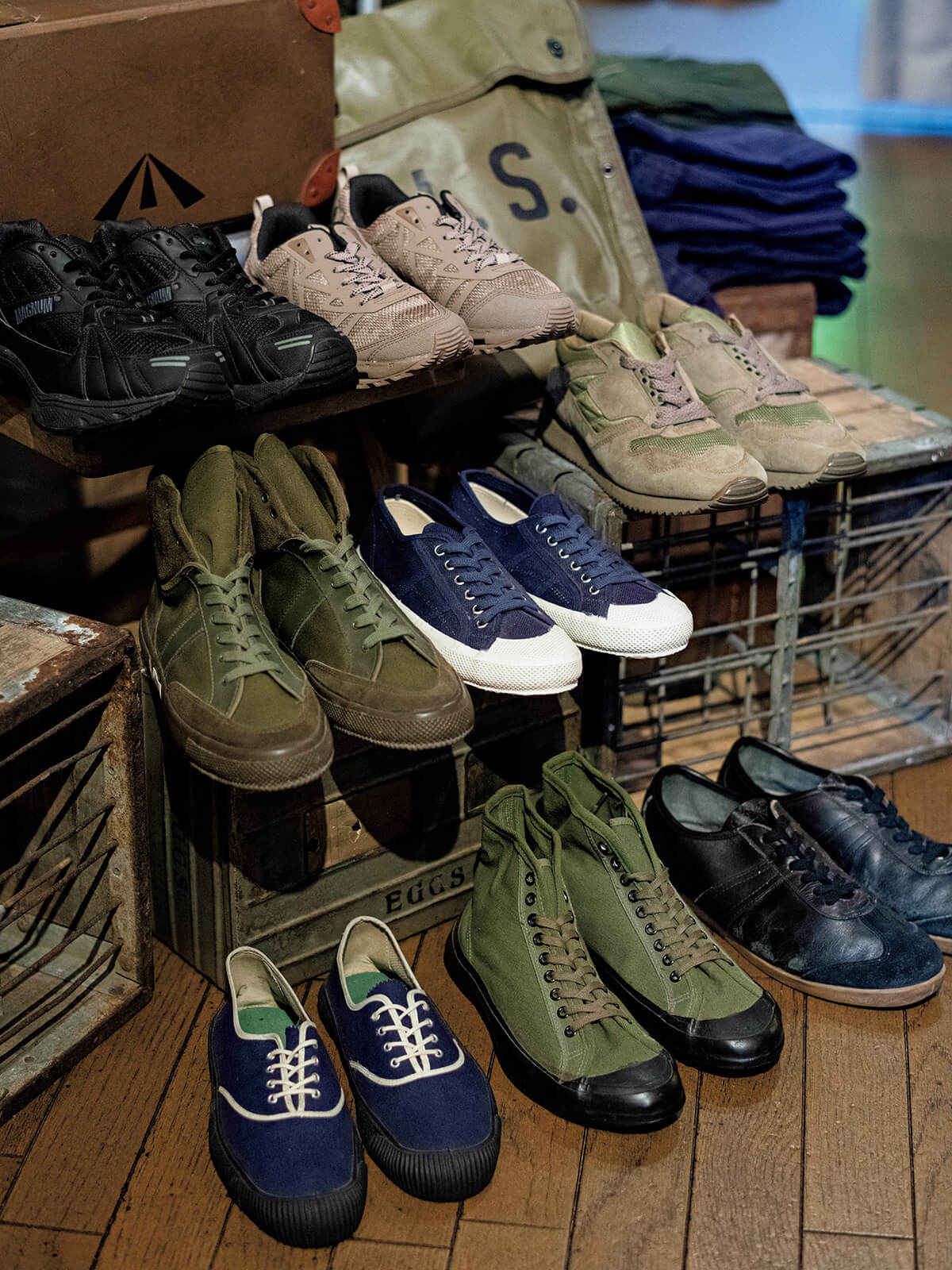 〈AIGLE〉FRENCE NAVY、〈HI-TEC〉BRITISH TRAINER、〈maccheronian〉ITALIAN ARMY TRAINER、〈MAGNUM〉BRITISH TRAINER、〈SKYDEX〉BATTLE TRAINER、〈SPERGA〉ITALIAN NAVY TRAINER、〈US RUBBER COMPANY〉US TRAINER、EAST GERMAN TRAINER
