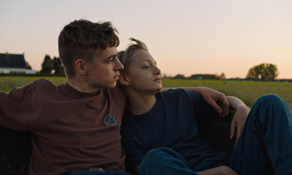 『クロース』監督：ルーカス・ドン 去年のカンヌ・グランプリ。少年二人の親密すぎる関係とその悲劇を芳醇な映像美で描く。